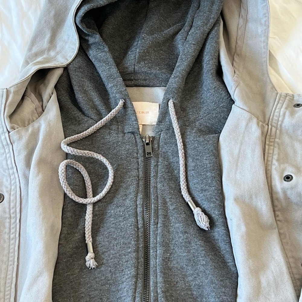 SKIES ARE BLUE gray hooded jacket size medium - Picture 3 of 13